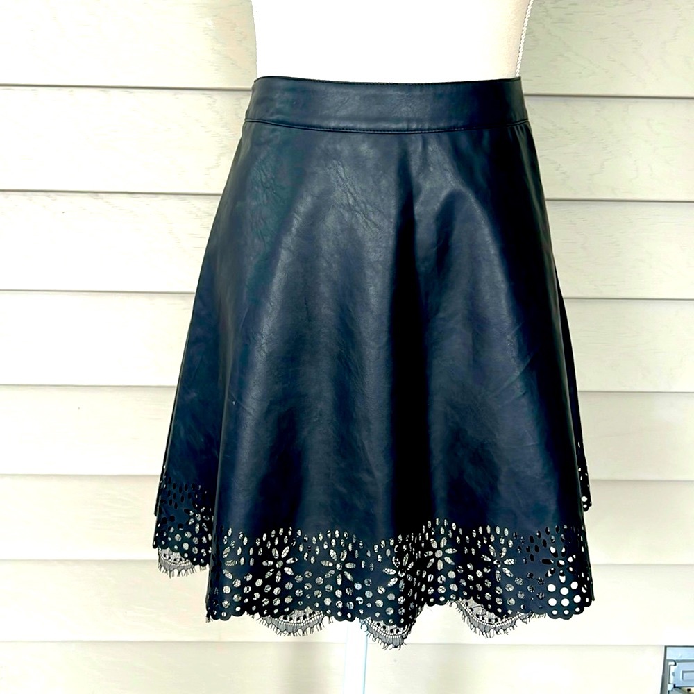 Faux leather eyelet skirt size S